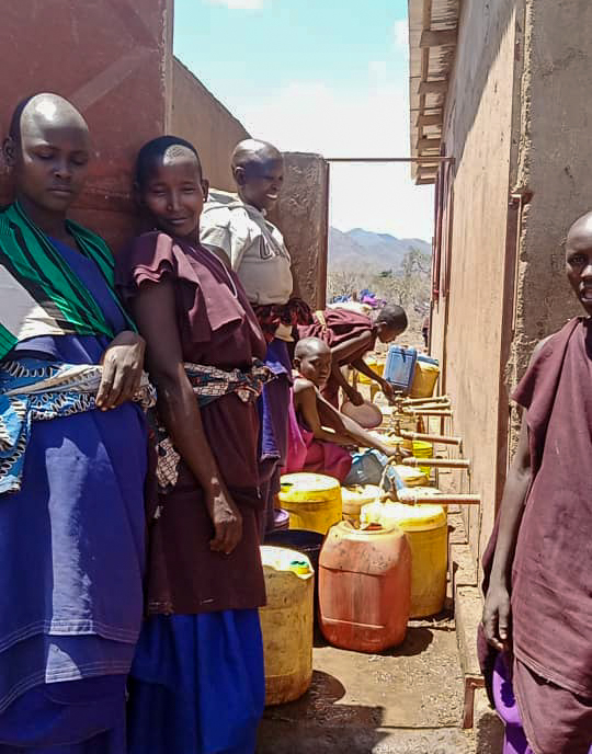 Projekt Trinkwasser für das Maasaidorf Mbaro